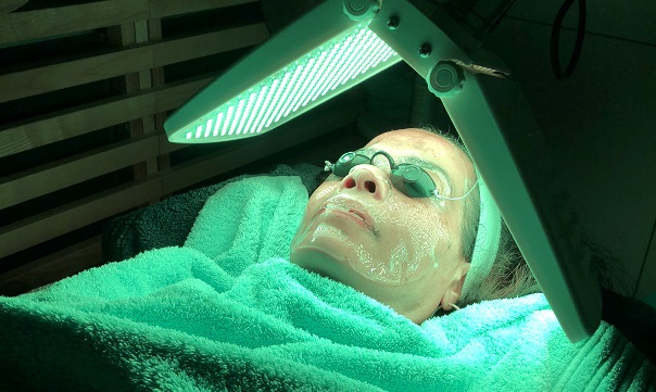 aria-bien-etre-photomodulation_visage Massage signature